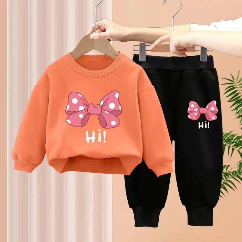 Autumn Baby Girl Two-Piece Tracksuit – Bow & Letter Print Cotton Set