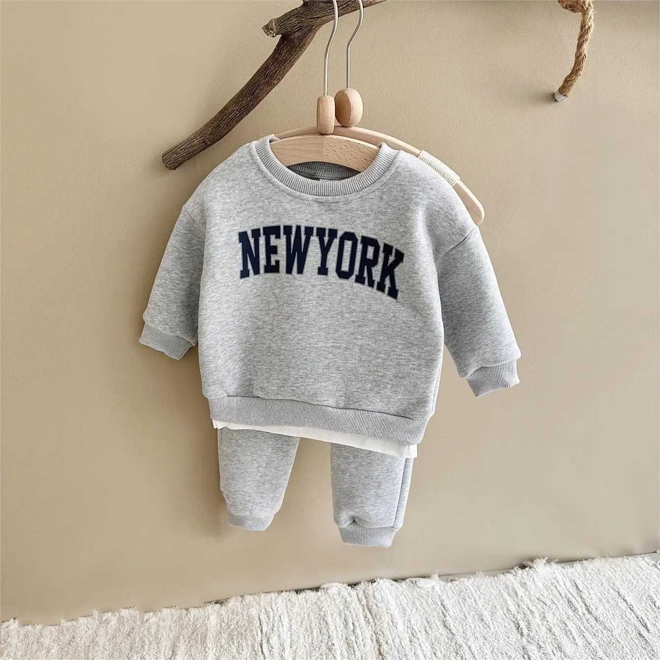 Winter Newborn Outfit – 2PCS Thick Plush Letter Print Set
