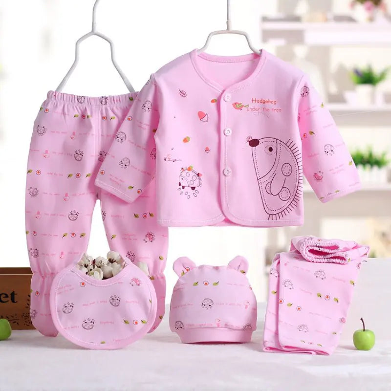 5PCS Newborn Baby Clothing Set – Cotton Top, Pants, Hat & Bibs (0-3M)