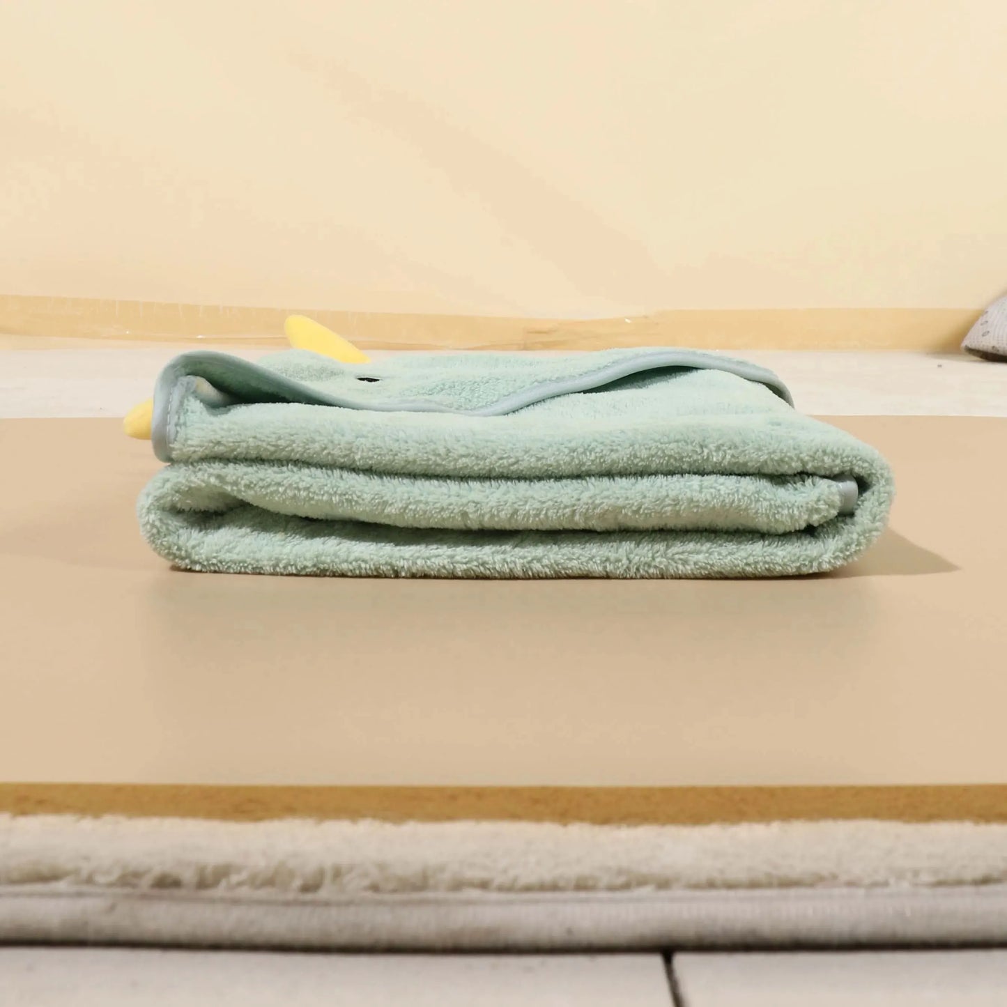 Cartoon Animal Hooded Baby Bath Towel – Soft, Absorbent Coral Velvet